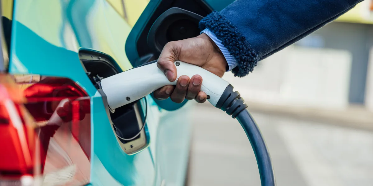 ¿Cuánto cuesta instalar un cargador eléctrico en Granada?